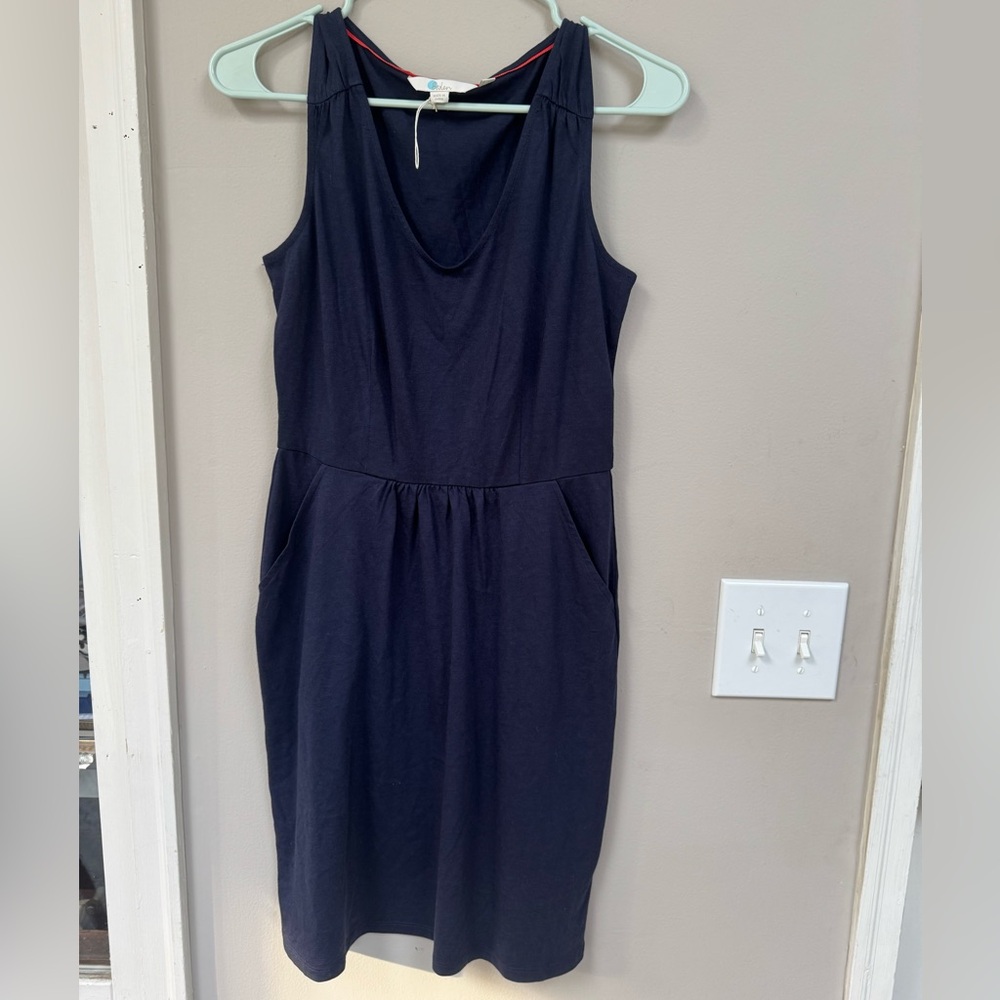 Classic Sleeveless Dress - Navy Blue